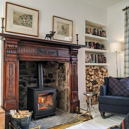 Central Hawick Spacious Stylish Flat With Log Burner Exteriér fotografie